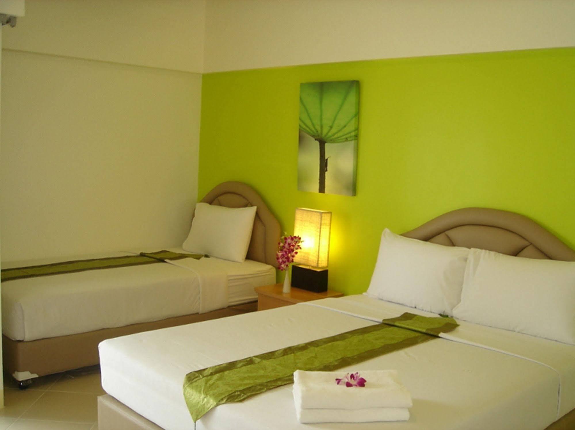 The Nest Serviced Apartment Bangkok Exterior photo